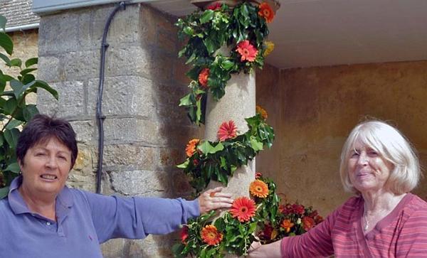 5. Flower arrangers Margaret Mason & Jenny Hallam.jpg